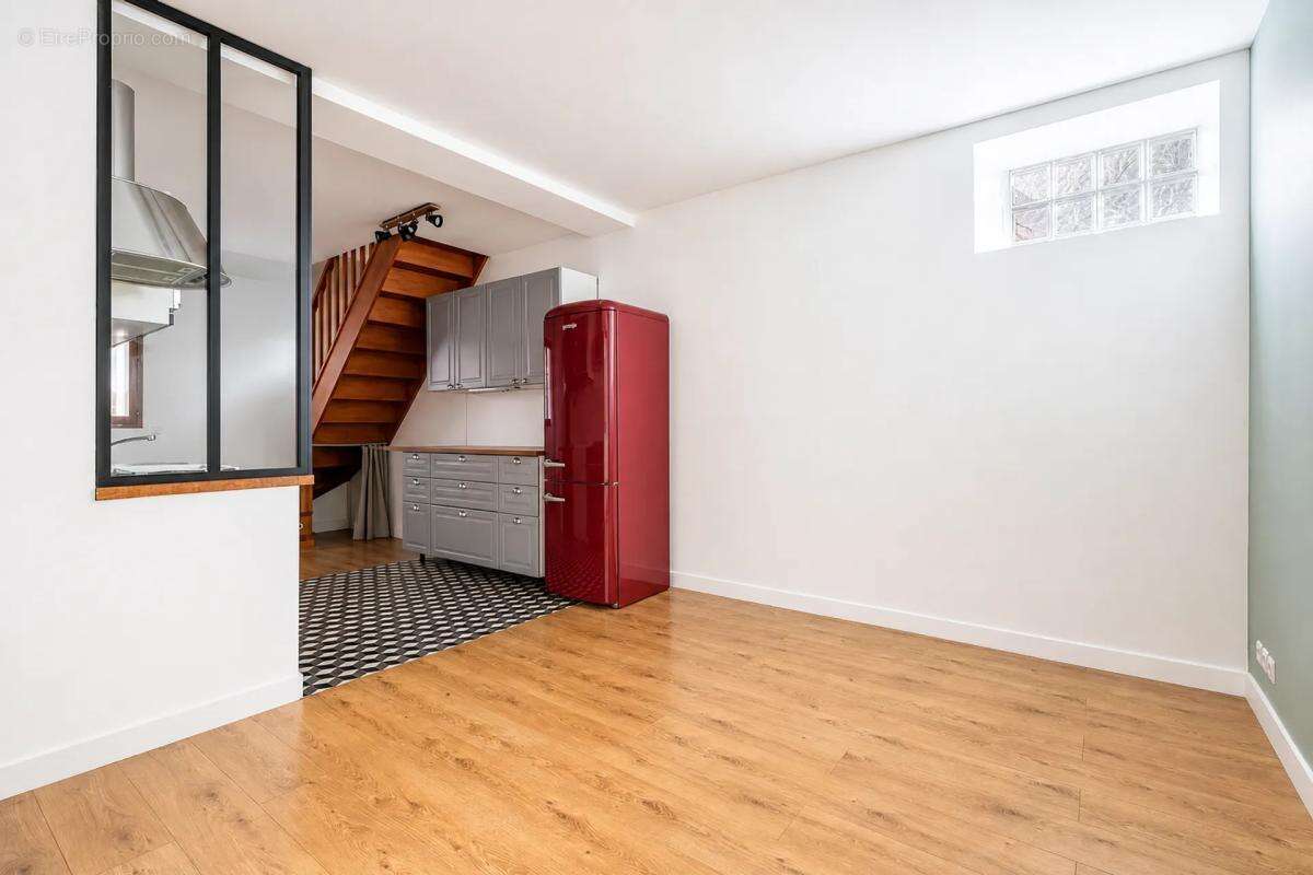 Maison 3 pièces de 53,3 m² à Paris - photo 3