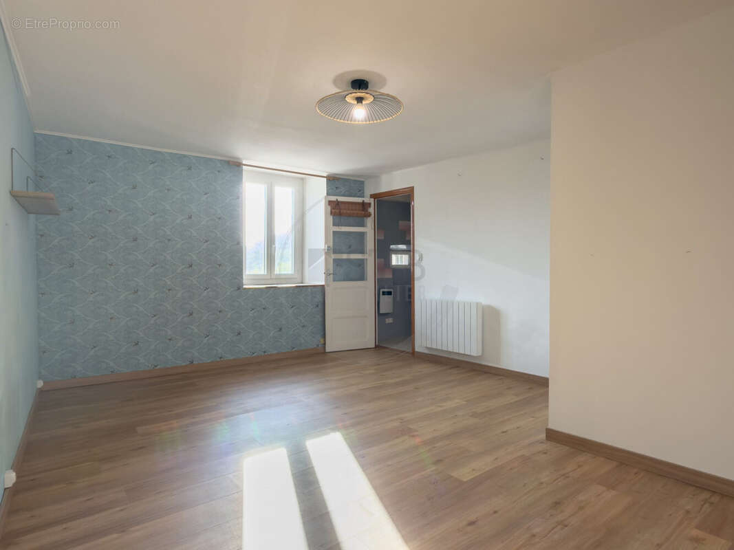 Maison 139 m² à Flaviac  - photo 7