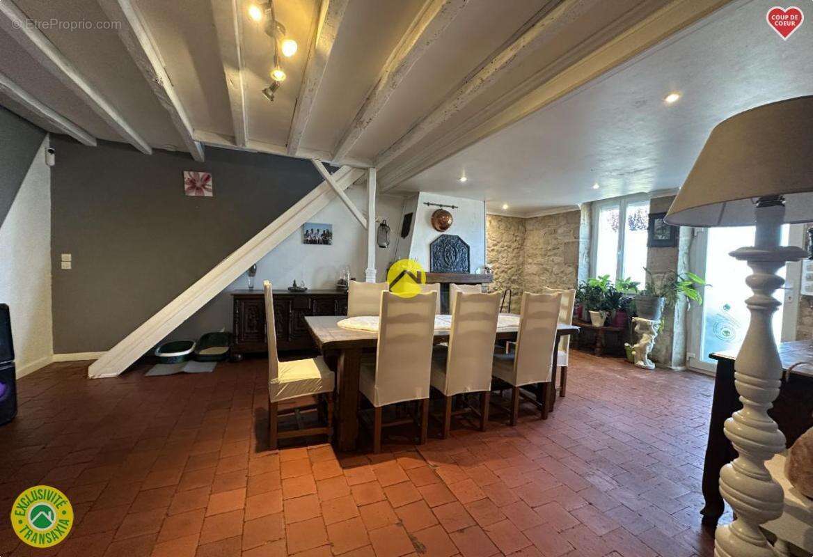 Maison à MENETOU-COUTURE