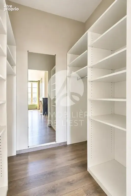 T4 - LYON 7 - 85 m² - photo 6