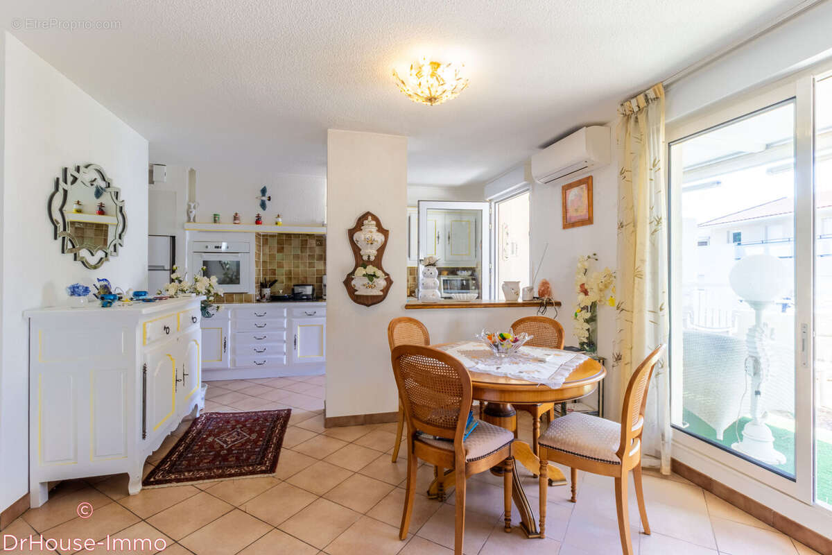 Appartement 74 m² à Cavalaire-Sur-Mer  - photo 6