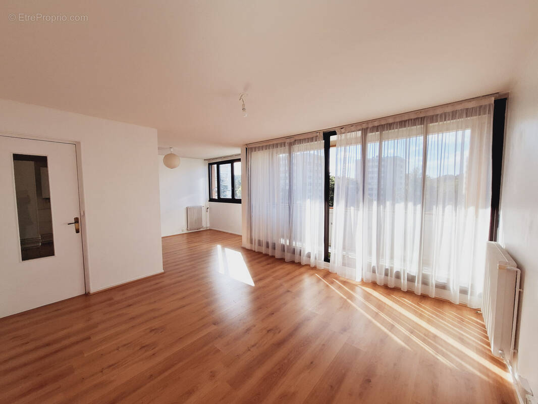 Appartement à POISSY