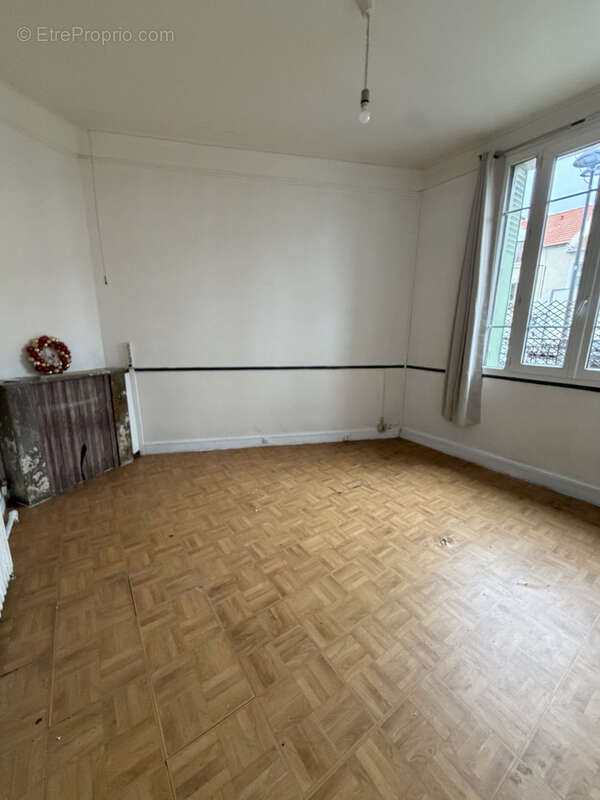 Appartement à HOUILLES