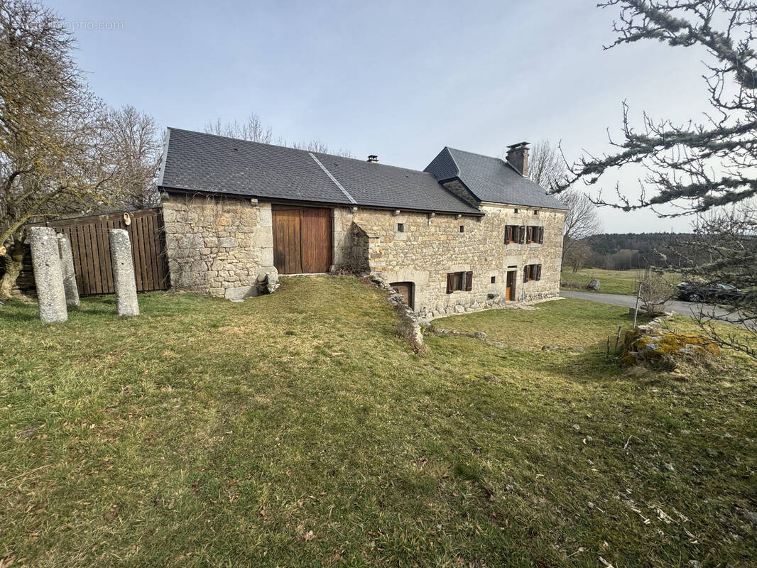 Maison à ALBARET-LE-COMTAL