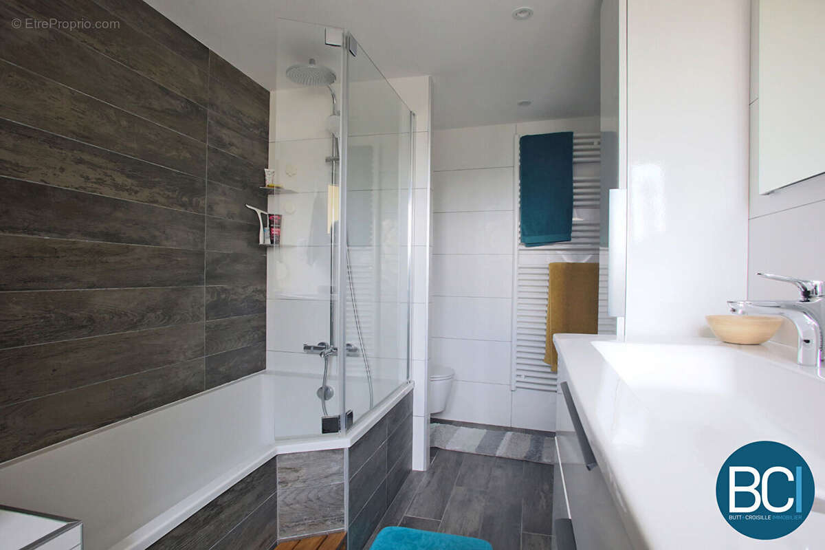 Maison à LAY-SAINT-CHRISTOPHE