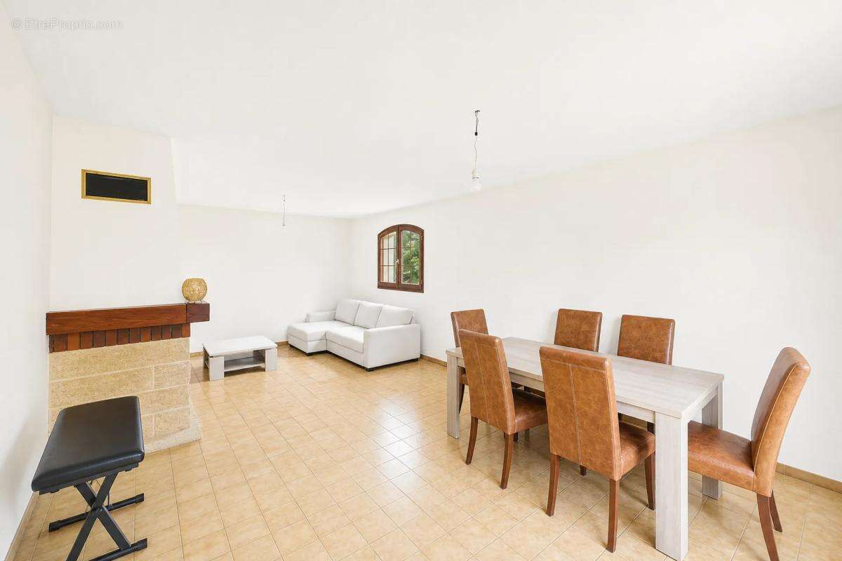Maison à SEMEAC