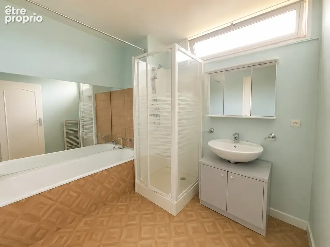 Appartement à Ussel en Corrèze - photo 6