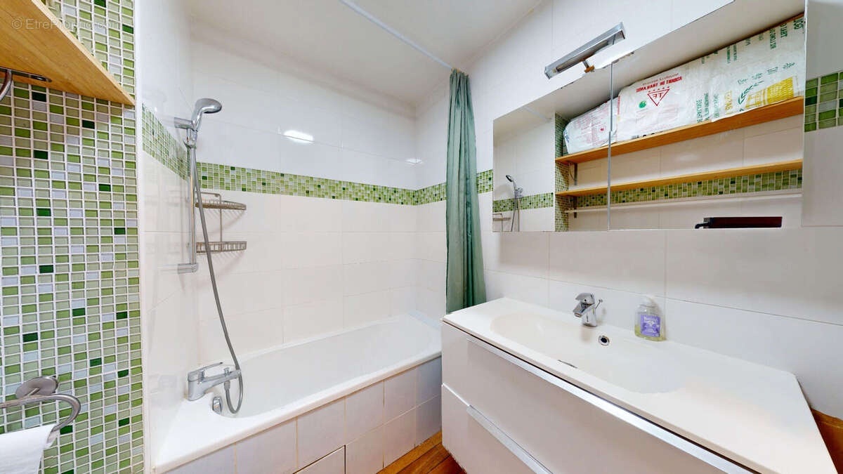 Appartement à AUBERVILLIERS