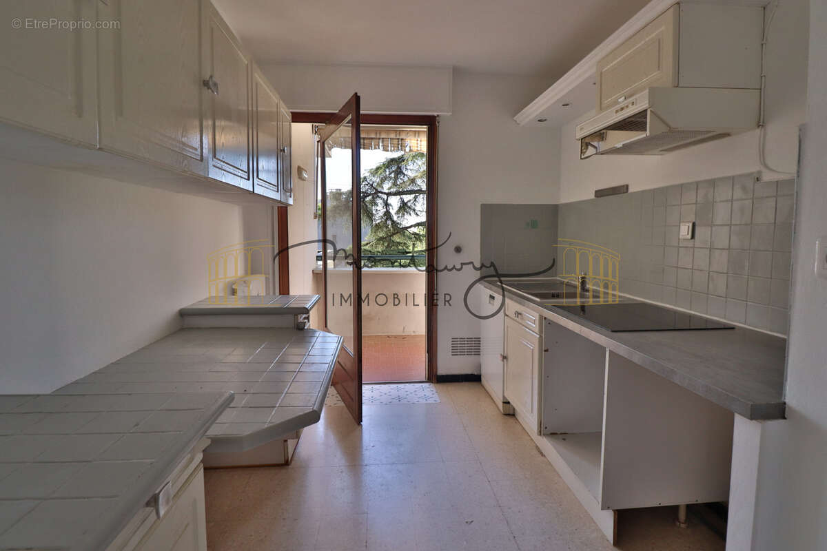 A vendre nimes montaury p3 + terrasse - photo 4