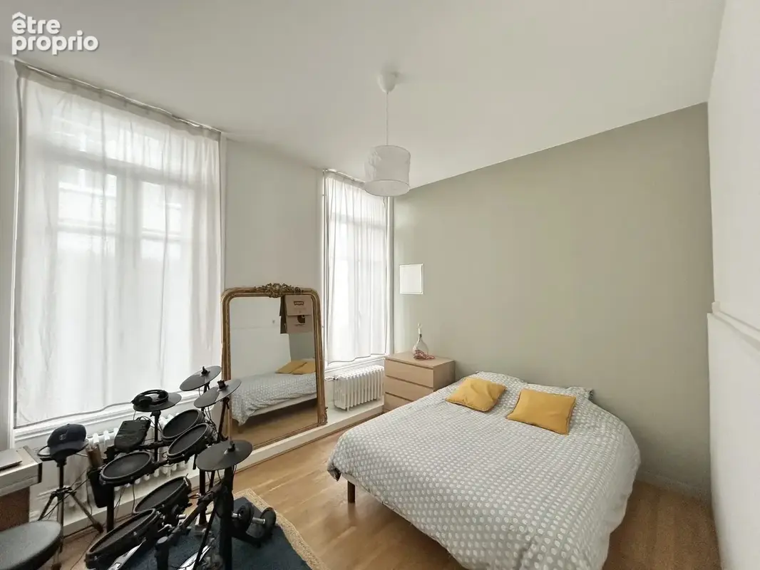 Appartement 197 m² à Saint-Etienne  - photo 4