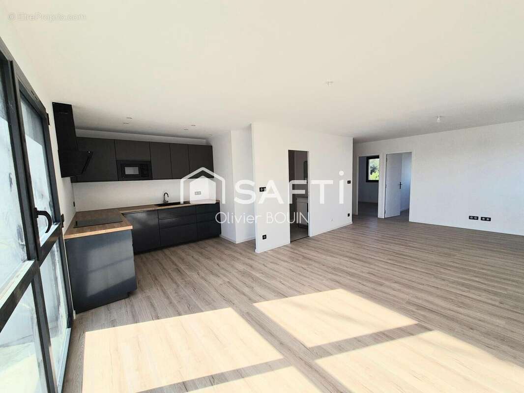 Photo 2 - Appartement à LANDIVISIAU