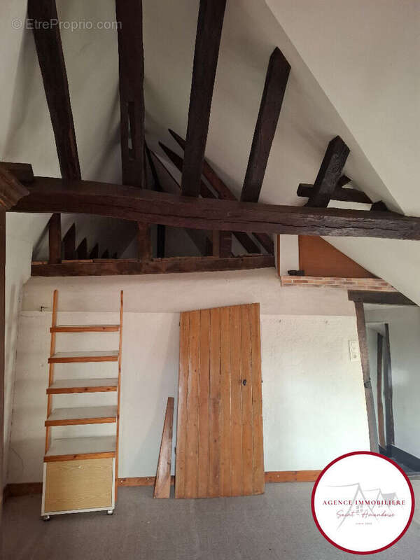 Appartement à SAINT-AMAND-MONTROND