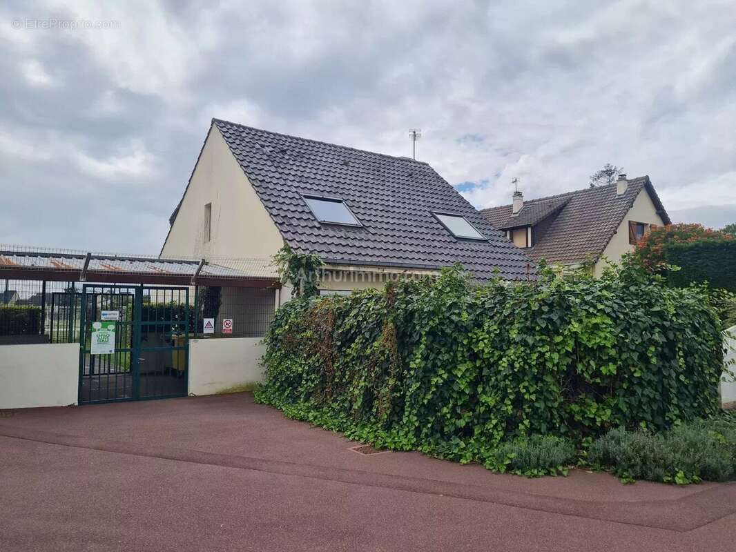 Maison à CUVERVILLE