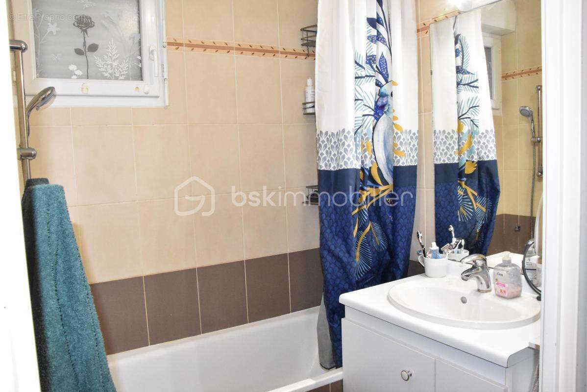 Appartement à LISSES