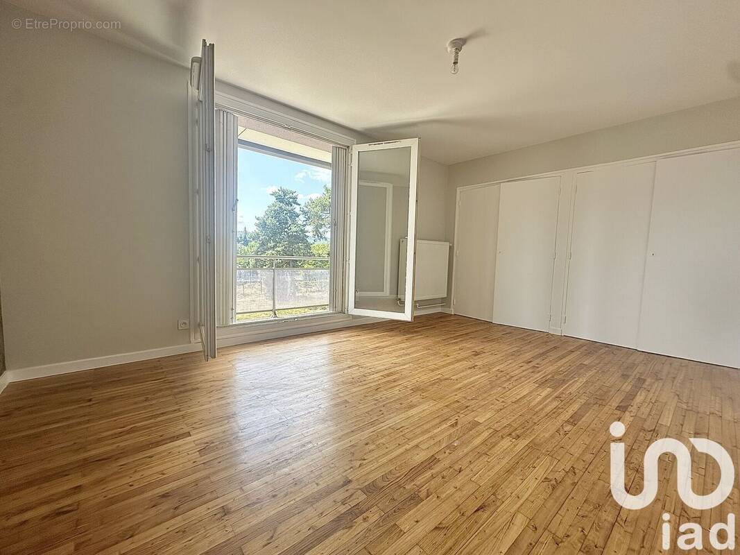 Photo 1 - Appartement à SAINT-ETIENNE-DE-SAINT-GEOIRS