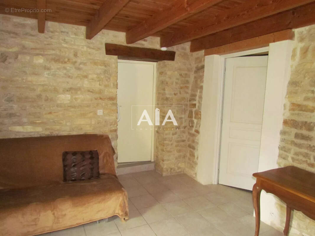 Appartement à SAINT-FRAIGNE