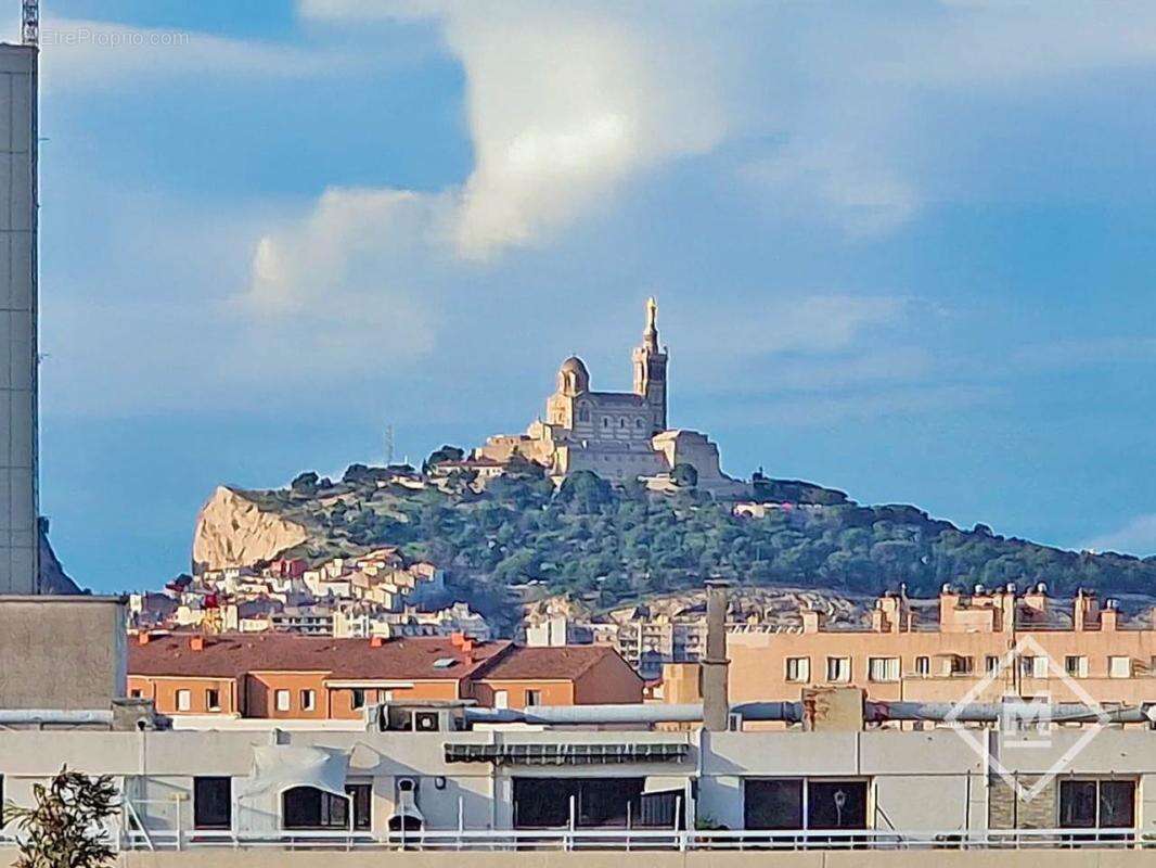 Appartement à MARSEILLE-5E