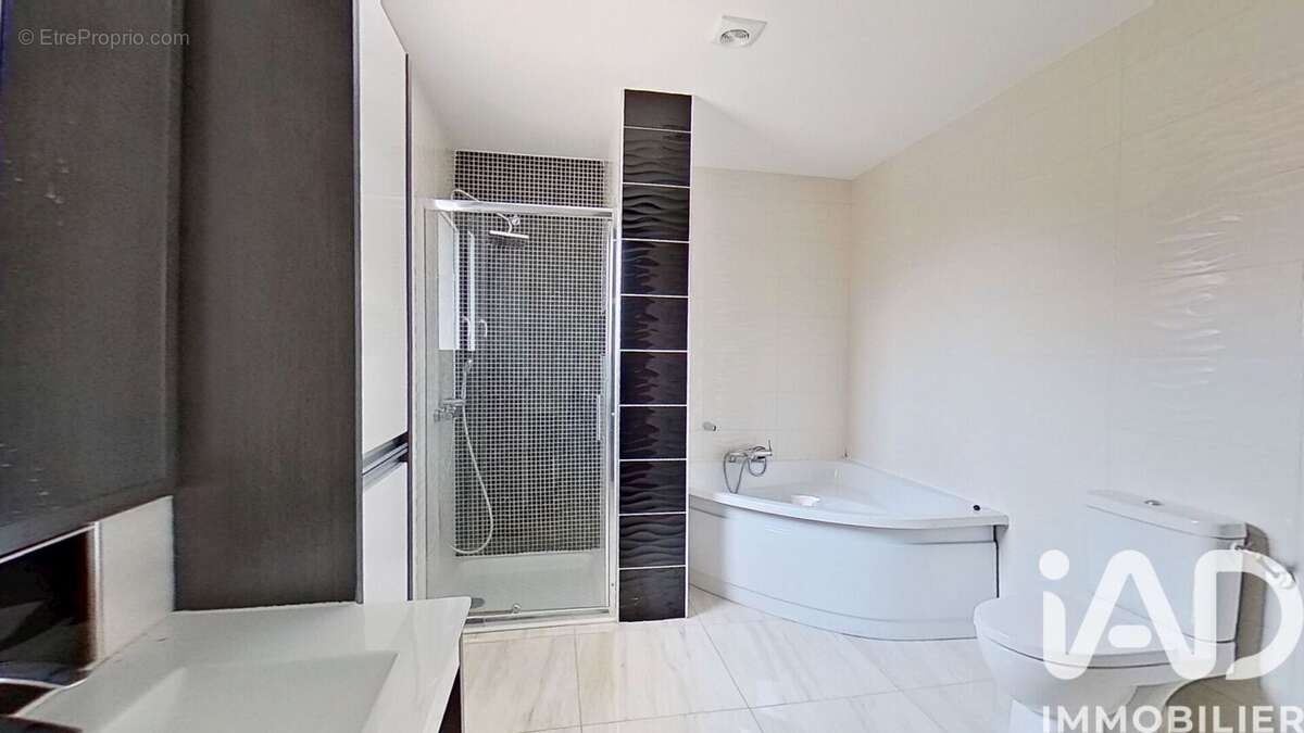 Photo 4 - Maison à SAINT-CLAIR-DE-LA-TOUR