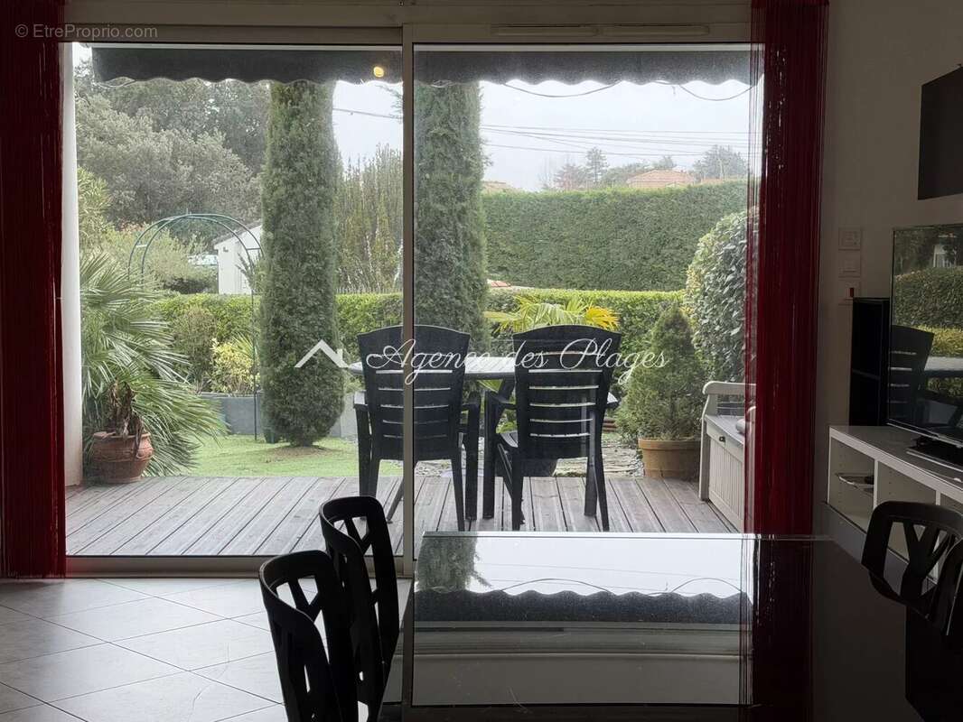 Appartement à MESCHERS-SUR-GIRONDE
