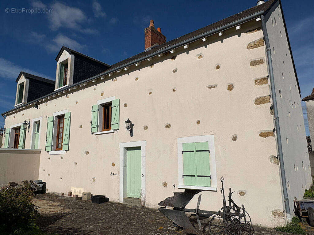 Maison à BADECON-LE-PIN