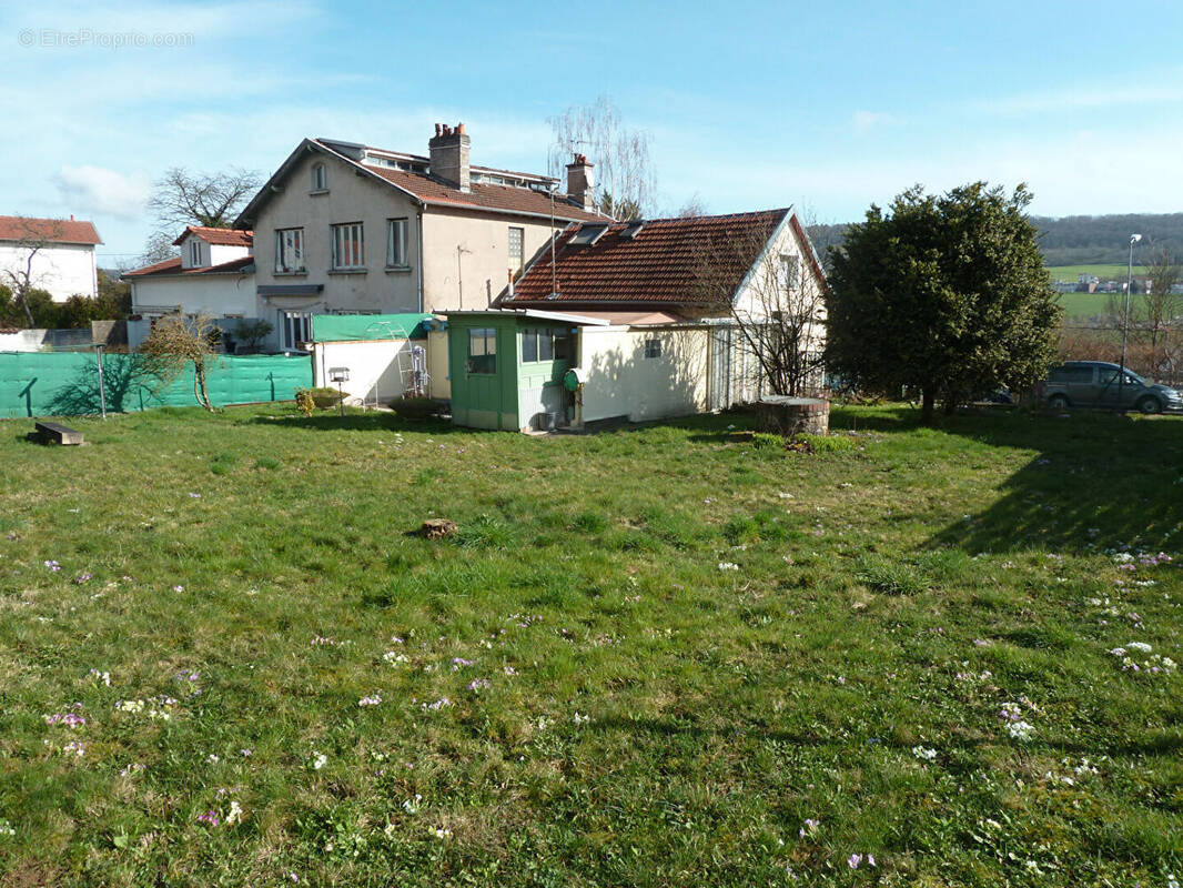 Maison à CHAMPIGNEULLES