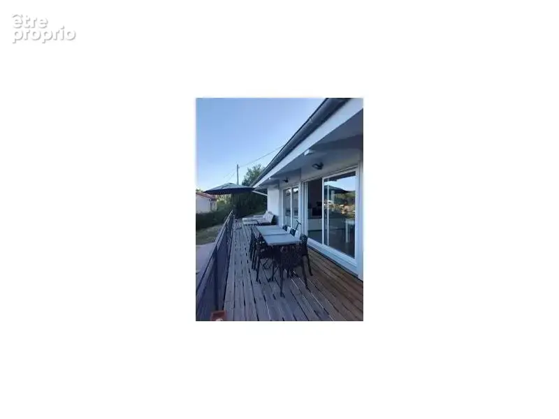 Maison 5 pièces 160 m² à vendre à Aurec-Sur-Loire (43110) - photo 3