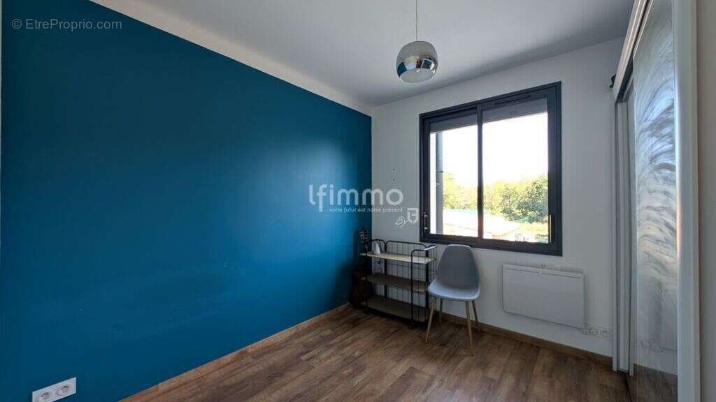 Maison 4 faces rénovée avec grand terrain, piscine et cuisine d' - photo 11