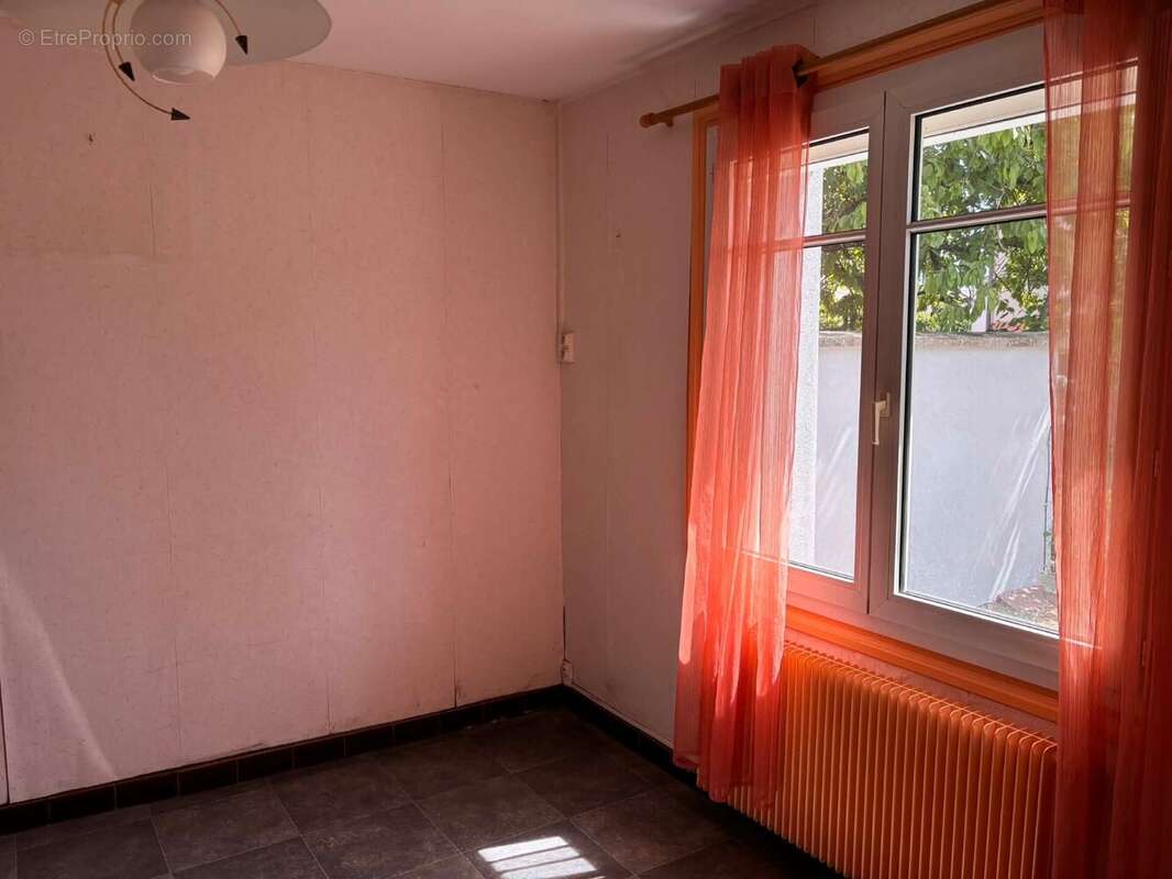 Appartement à SEVREY