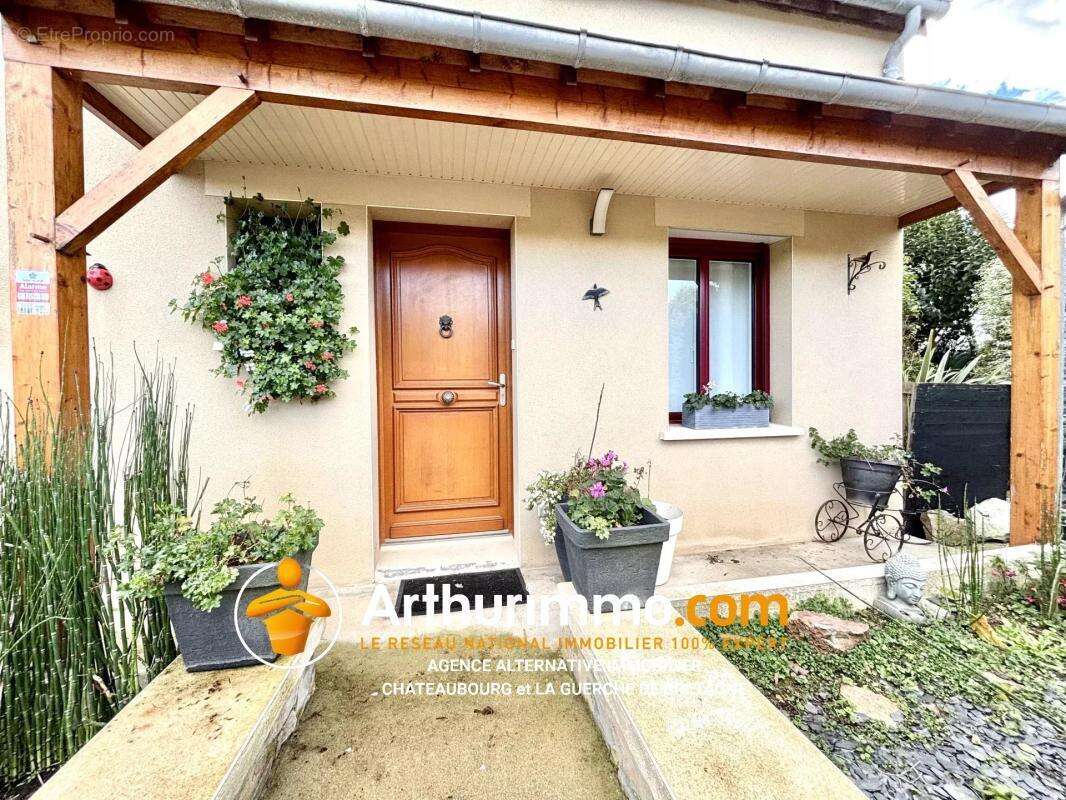 Maison à CHATILLON-EN-VENDELAIS