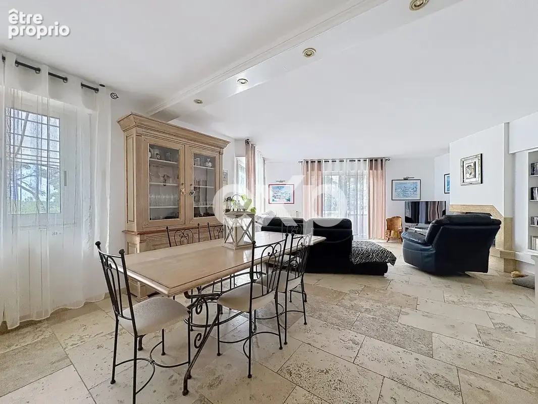 Maison 6 pièces 156 m² à vendre à Opio (06650) - photo 5