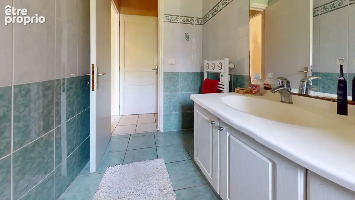 Grande maison avec 2 500 m² de terrain - Cugnaux - photo 2