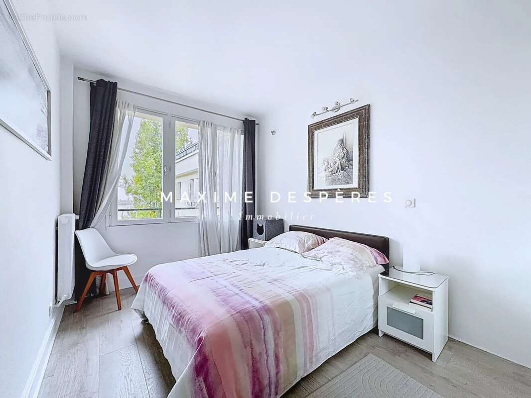Appartement à NEUILLY-SUR-SEINE