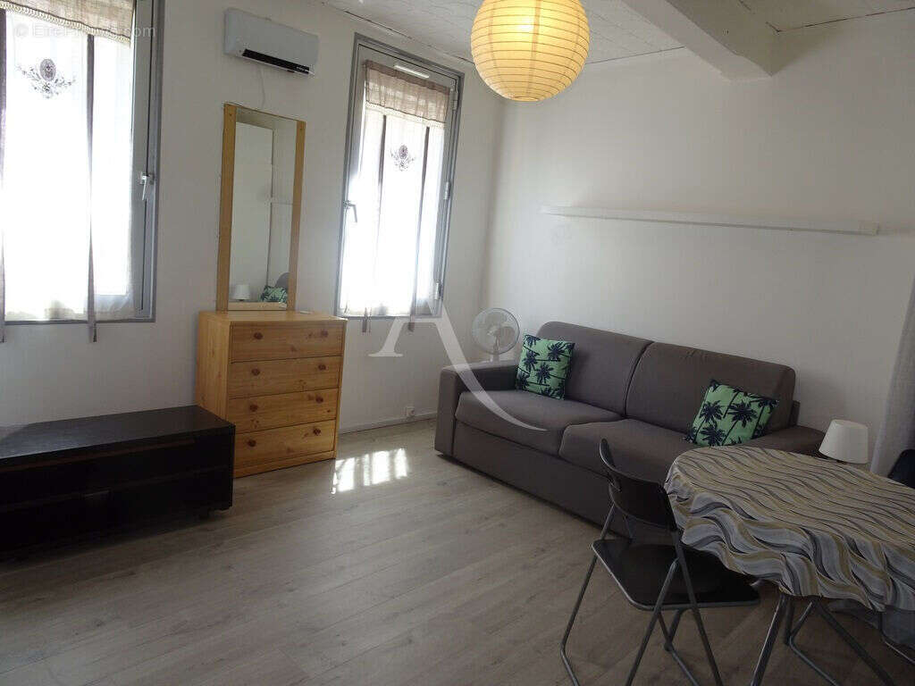 Narbonne - studio meublé 25m² - photo 2