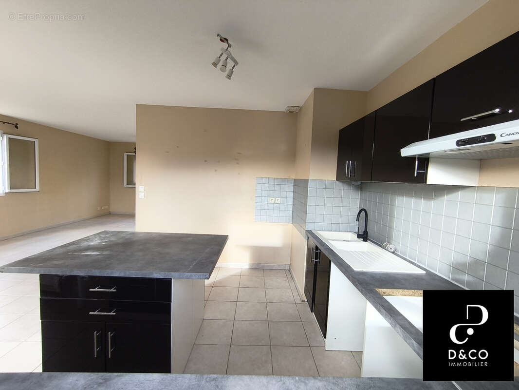 Maison à CHARNAY-LES-MACON