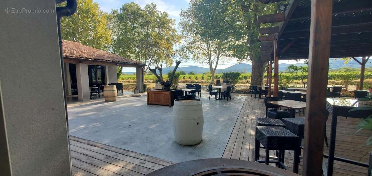 Bar  Restaurant  À Vendre sud Ardèche - photo 12