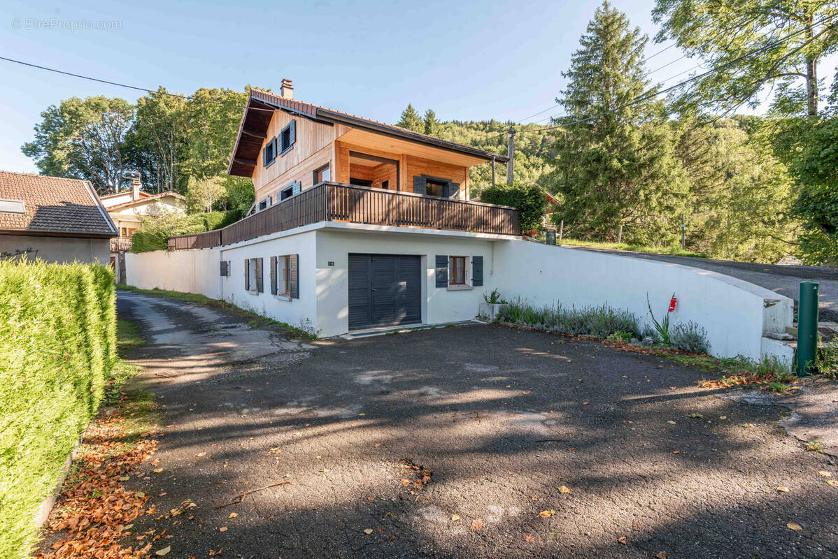Maison à SAINT-PAUL-EN-CHABLAIS