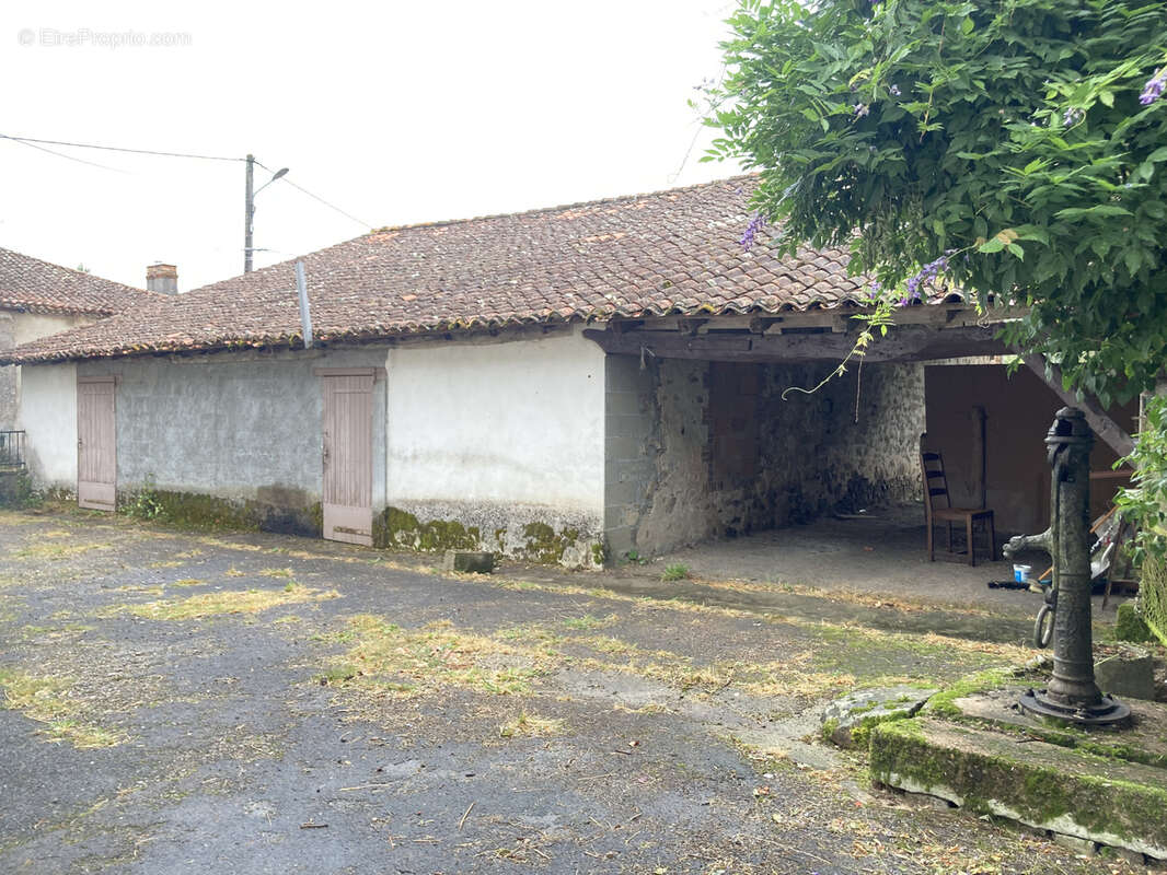 Maison à ABZAC