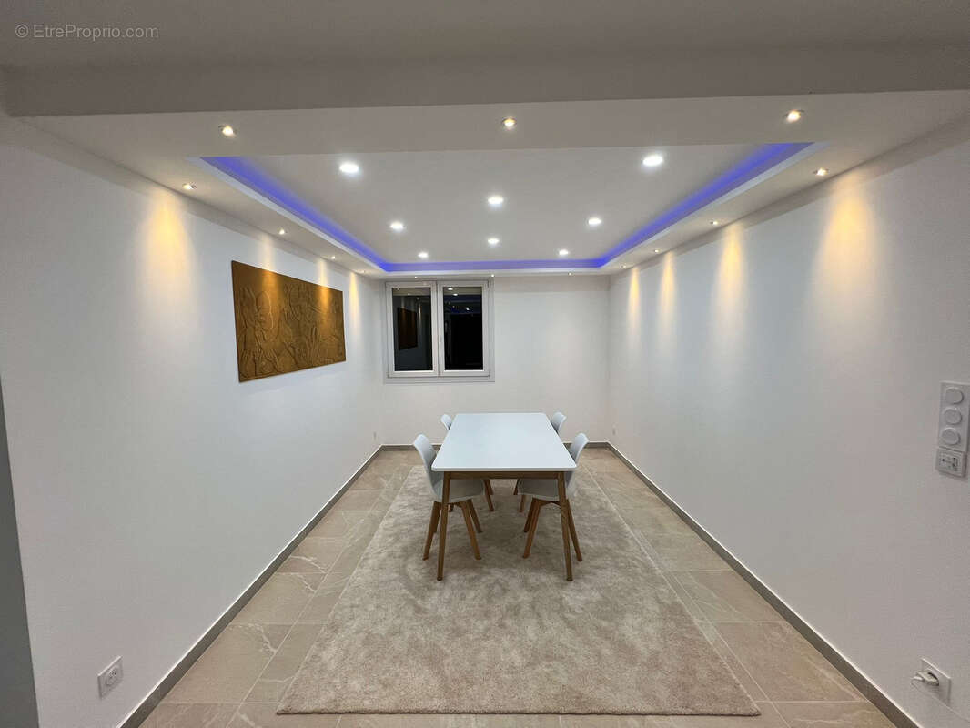 Appartement à MARSEILLE-9E