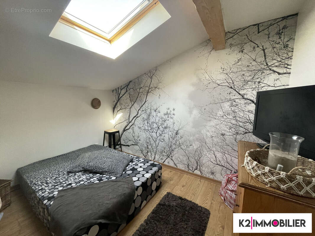 Maison à MONTELIMAR