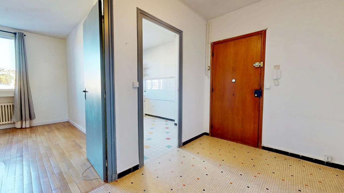 Appartement à LYON-8E