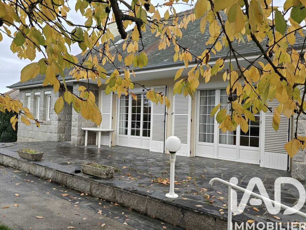 Photo 2 - Maison à VILLAINES-LA-JUHEL