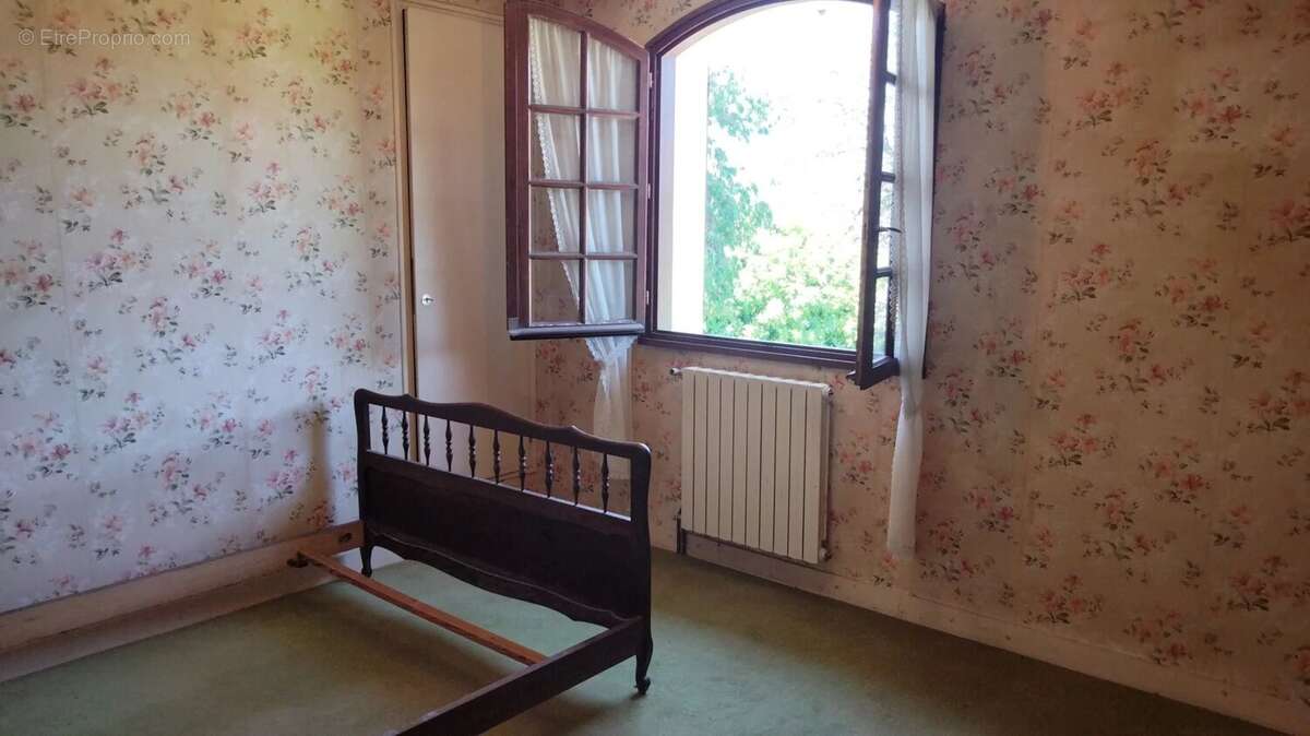 Maison à CHERVES