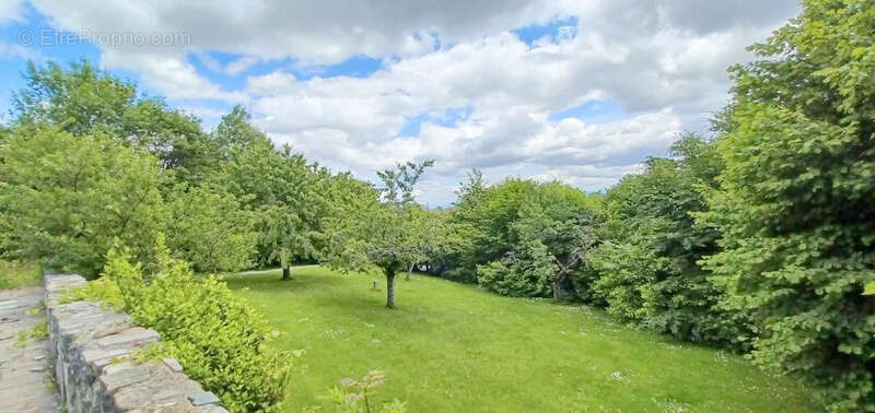 Maison 6 pièces avec piscine et terrain - photo 12
