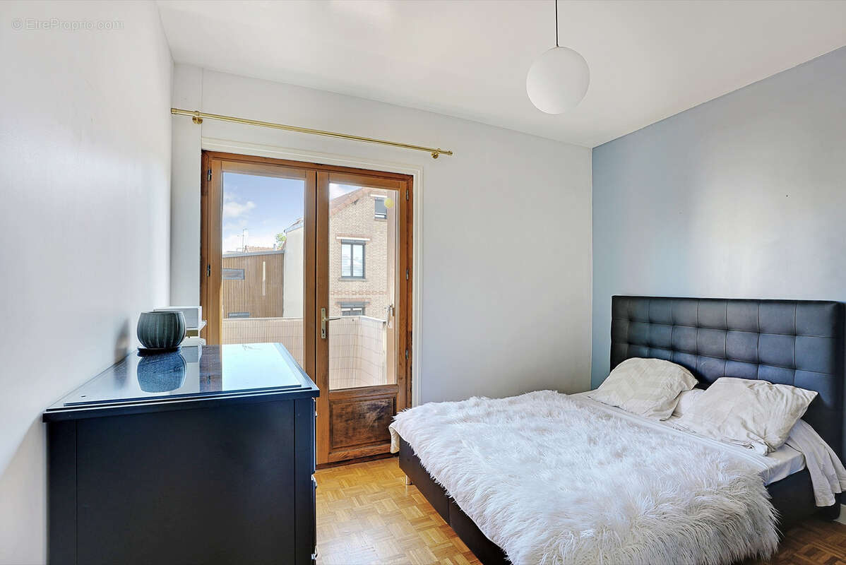 Appartement à NANTERRE