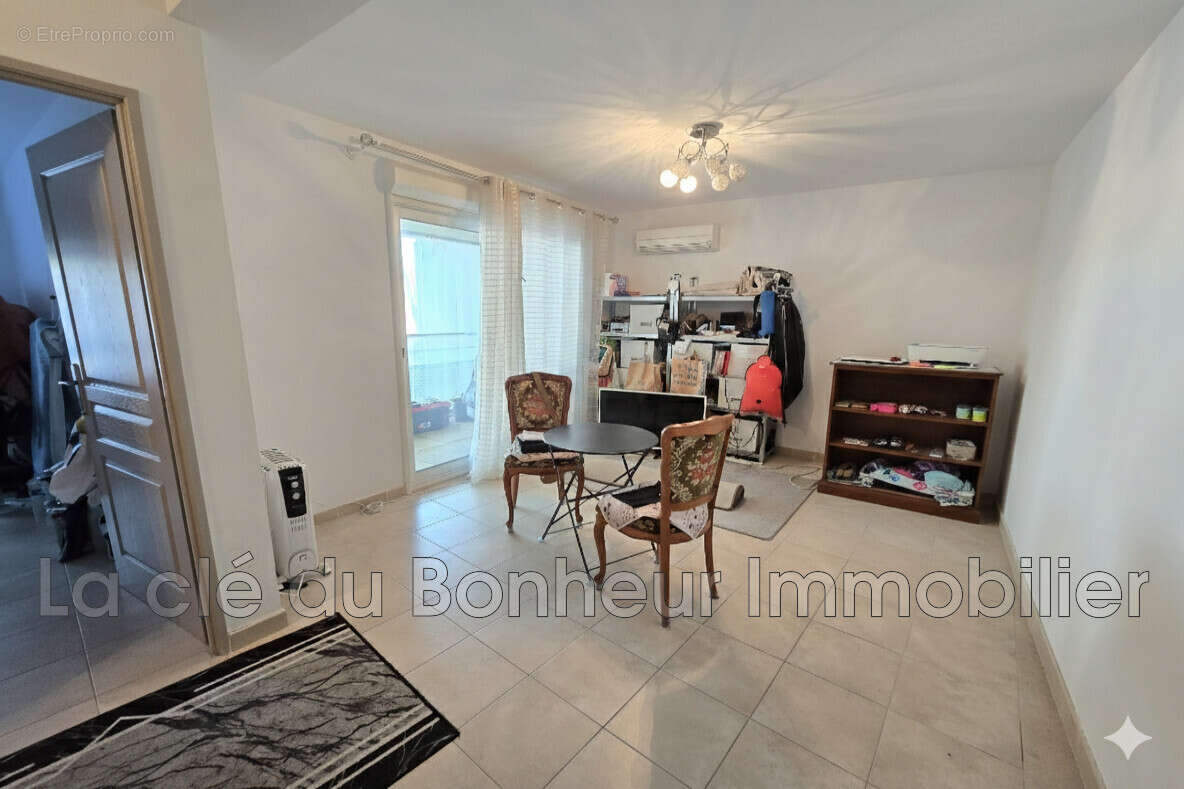 Appartement à VALENSOLE