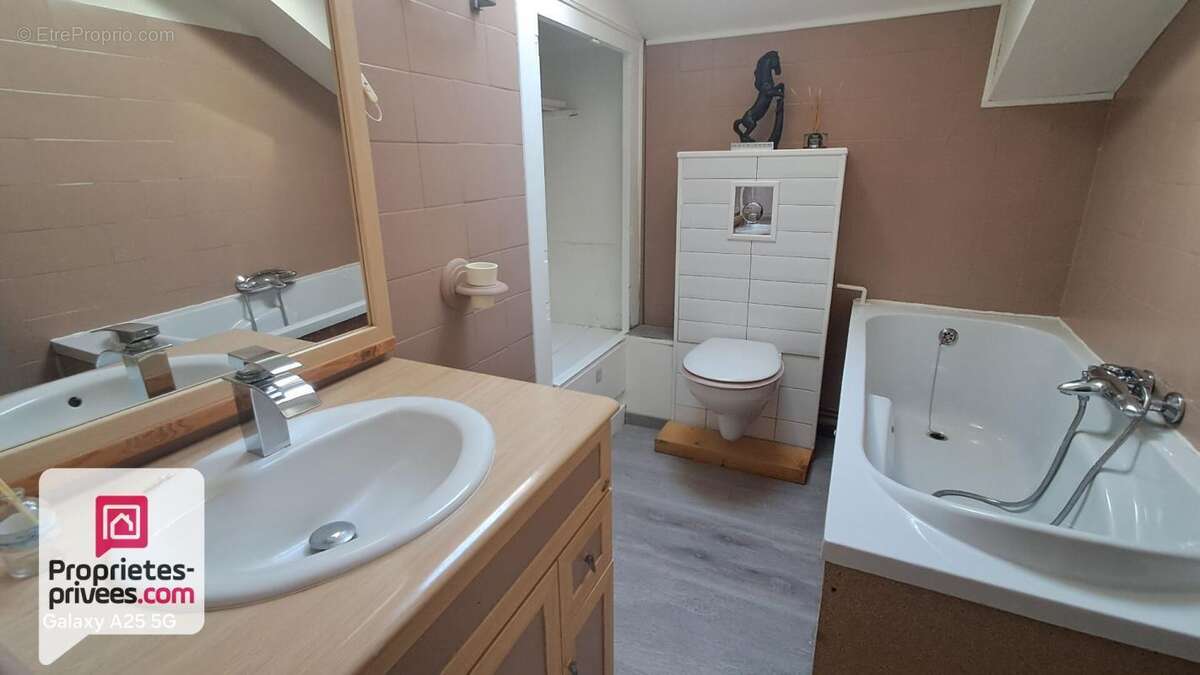 Maison à LA CHATAIGNERAIE