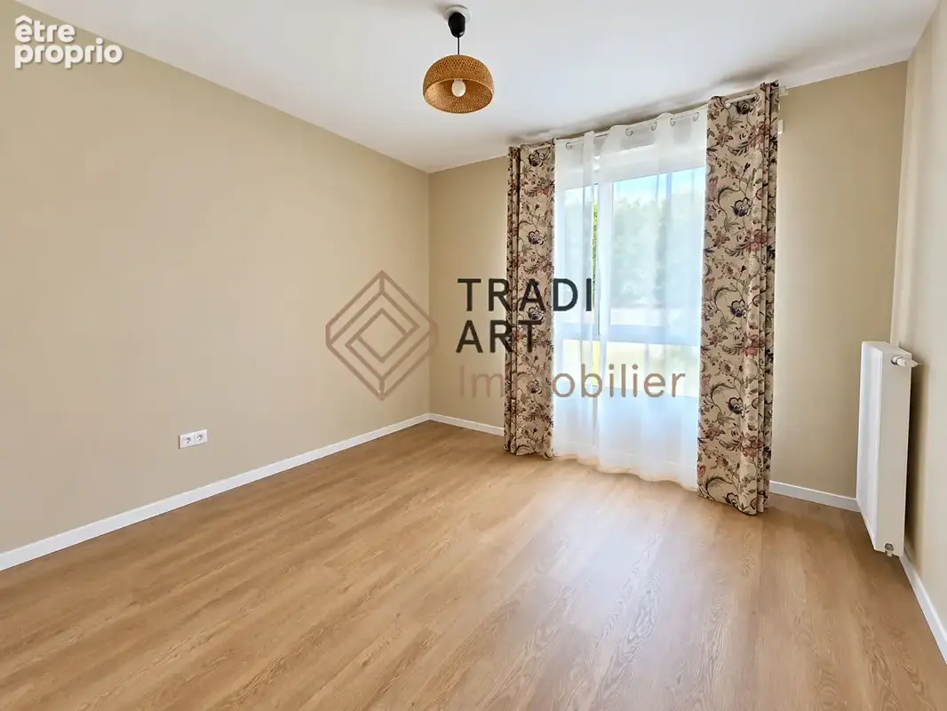 Appartement 4 pièces à vendre - ste genevieve des bois - photo 4