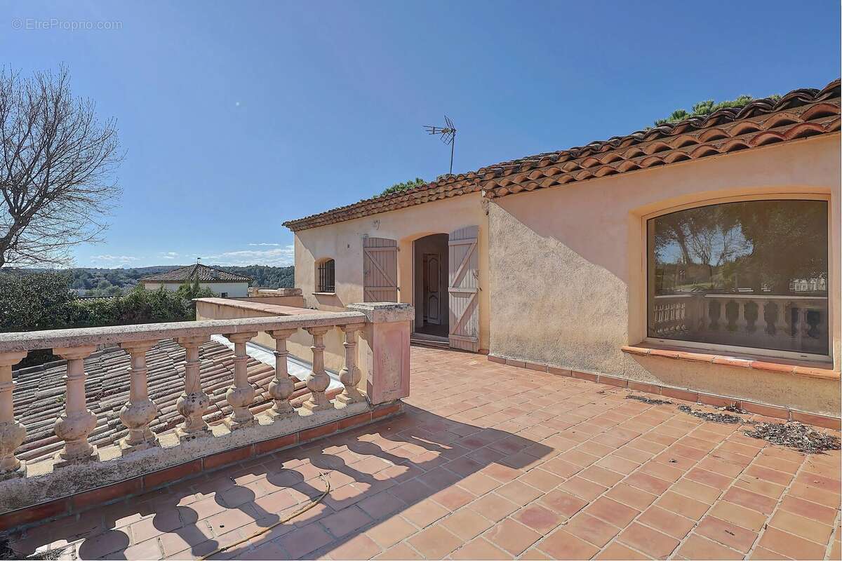 Maison à BIOT