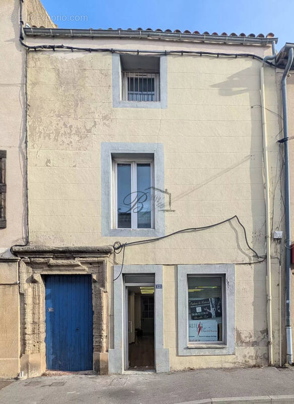 Commerce à PERTUIS