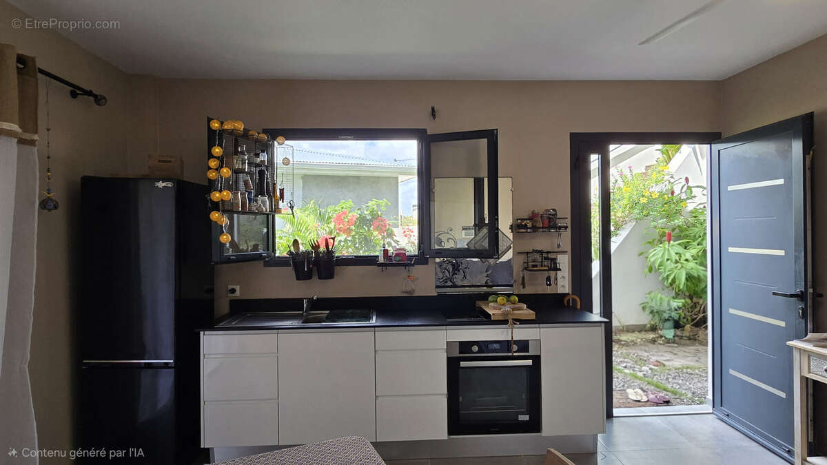 Appartement à RIVIERE-SALEE